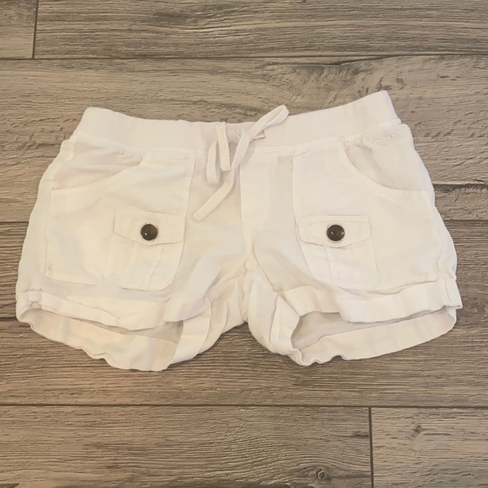 Roxy white summer short.